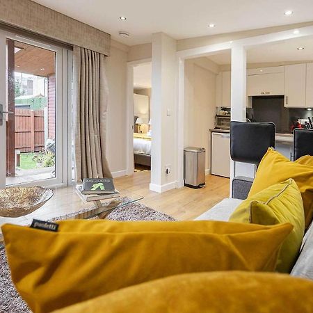 Garthill Lodge & Studio Falkirk Room photo