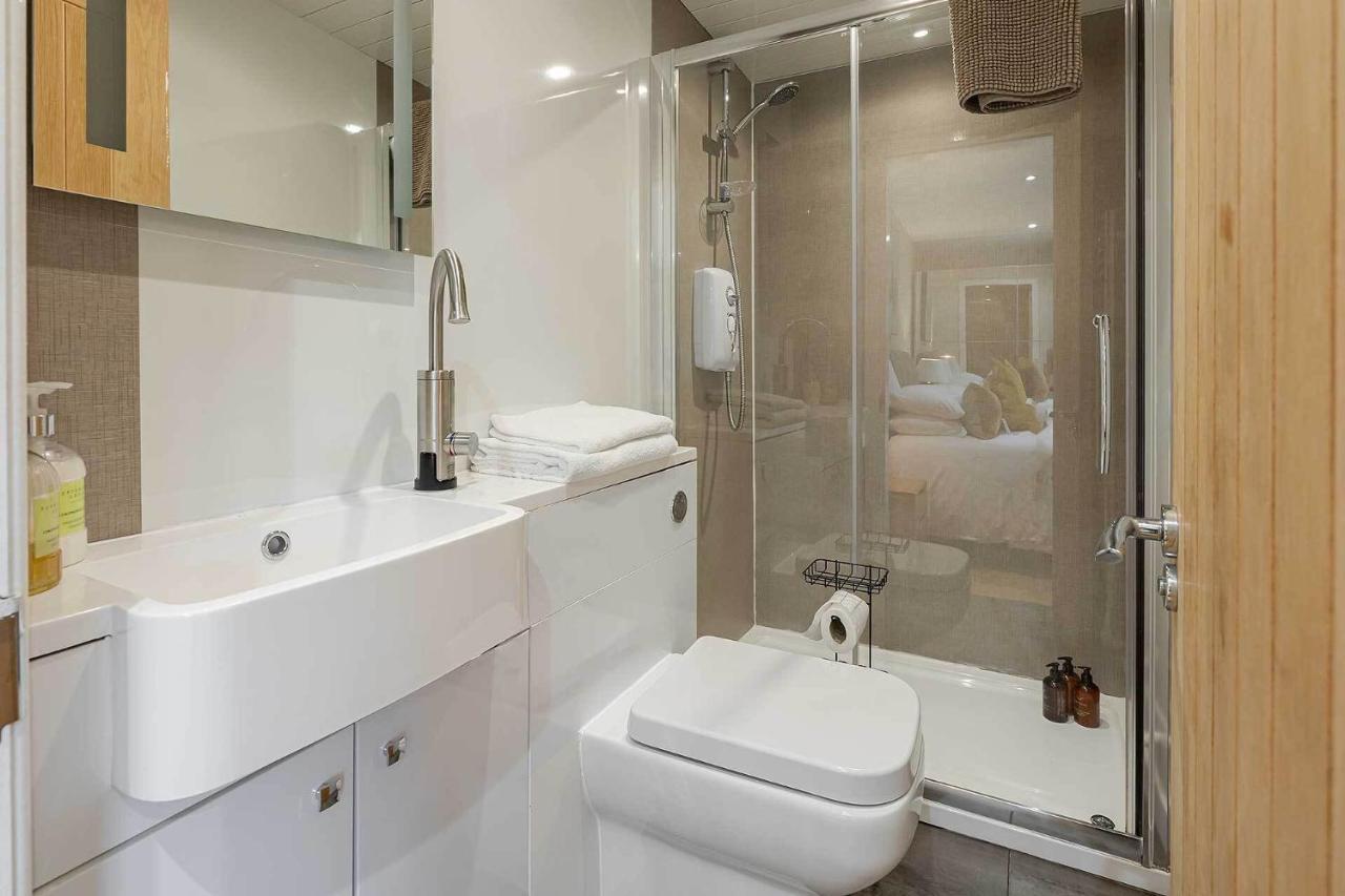 Garthill Lodge & Studio Falkirk Room photo